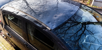 Hagelschäden an Ihrem Auto reparieren: Ein Expertenratgeber