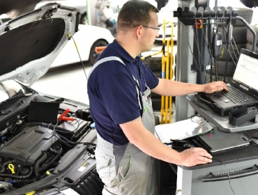 FOTOGALERIE servicegarage-autorea.jpg